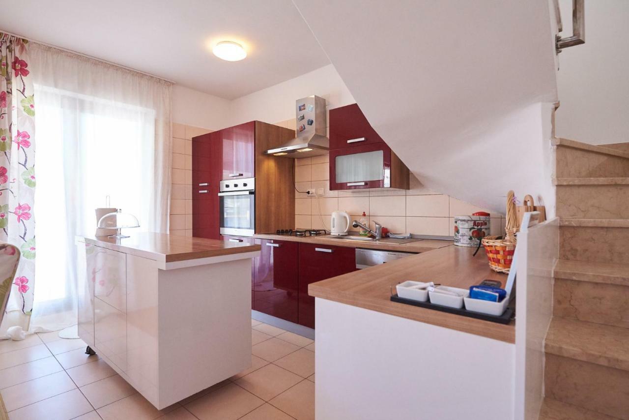 Lilly Apartment Сплит Экстерьер фото